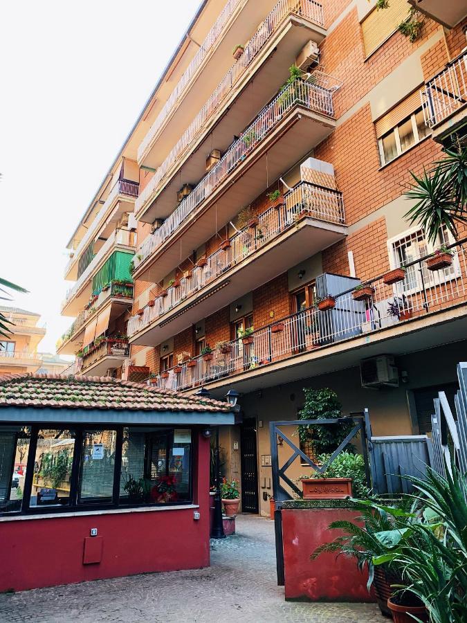Apartment Romamourhouse